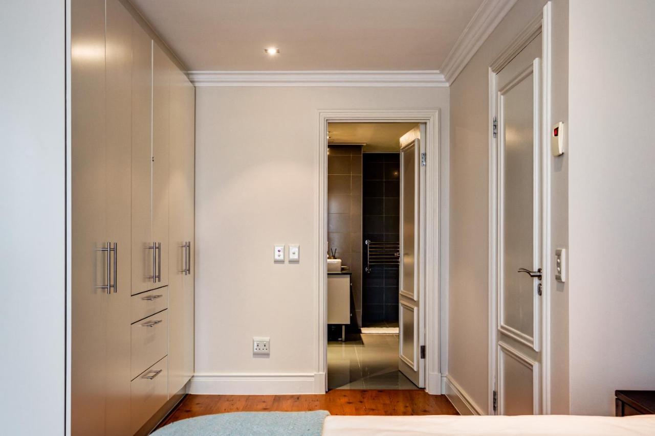 Cape Royale Apartment