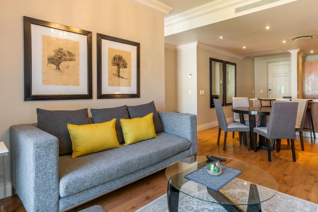 Cape Royale * Cape Town