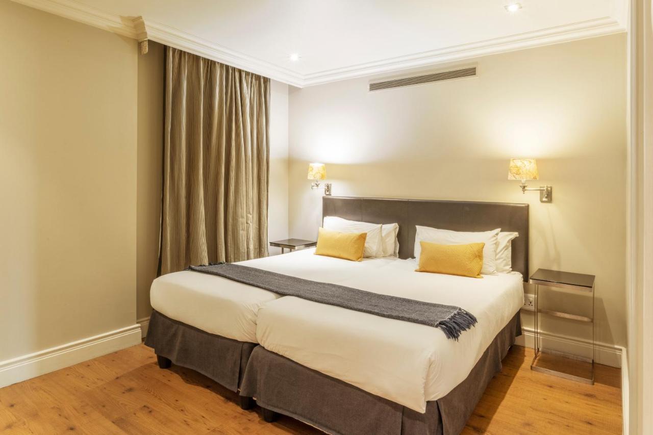 Cape Royale Apartment